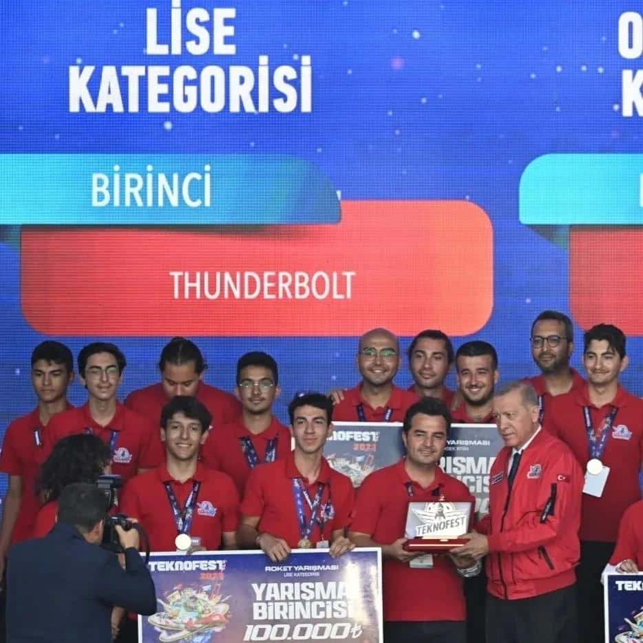 Nezihe Derya Baltalı BİLSEM Lise Thunderbolt Roket Takımımız Teknofest 2023 Türkiye Şampiyonu